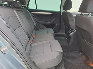 SKODA SUPERB 1.6DIISEL,88KW ,MANUAAL (10 foto / 15)