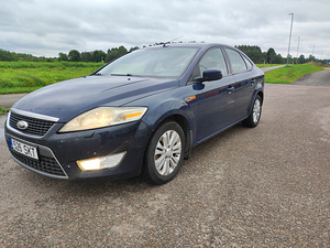 Ford Mondeo дизель автомат (3 фото из 11)