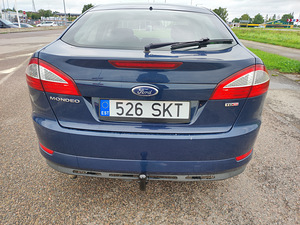Ford Mondeo дизель автомат (7 фото из 11)