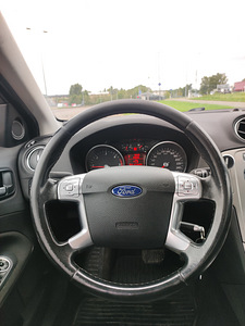 Ford Mondeo дизель автомат (11 фото из 11)