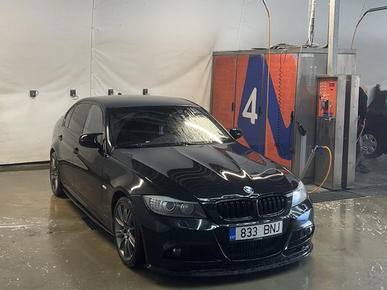 BMW e90 330xd 2009