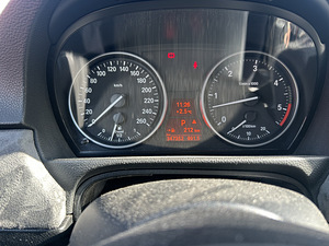 BMW e90 330xd 2009 (4 фото из 8)