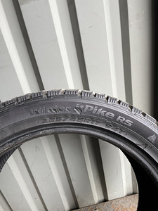 Шины 225/45R17 (2 фото из 10)