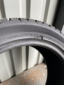 Шины 225/45R17 (8 фото из 10)