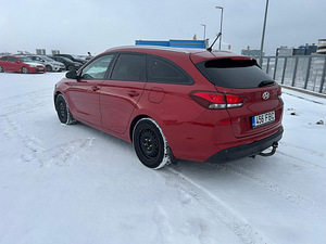Hyundai i30 1.6 crdi универсал 2018 г. (2 фото из 14)