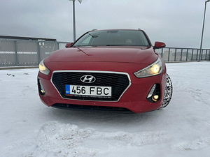 Hyundai i30 1.6 crdi универсал 2018 г. (12 фото из 14)