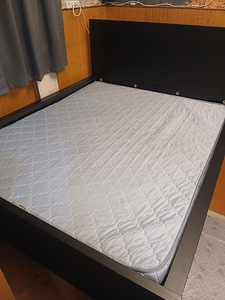 Кровать 160x200 Ikea malm (5 фото из 6)