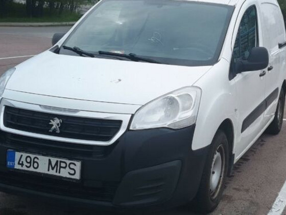 Аренда фургона Peughot Partner