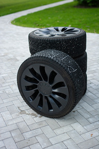 Tesla Model Y 21” Überturbine valuveljed (2 foto / 7)
