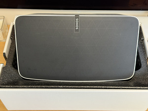 Sonos Play 5 gen2 White, juhtmevaba kodukõlar (1 foto / 5)