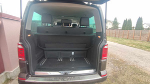 VW Multivan 2016 MANUAL (8 foto / 14)