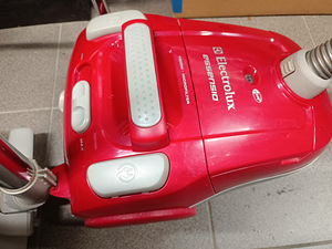 Electrolux Essensio (3 фото из 10)