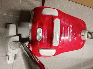Electrolux Essensio (1 фото из 10)