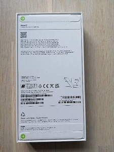 Apple iPhone 17 256 GB (2 foto / 3)