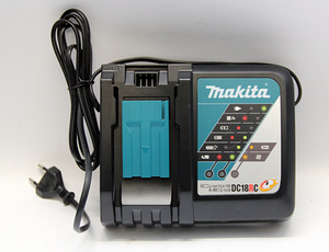 Зарядное устройство Makita DC18RC 18V LXT (2 фото из 2)