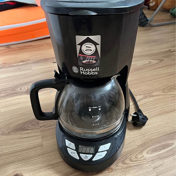 Капельная кофеварка Russell Hobbs