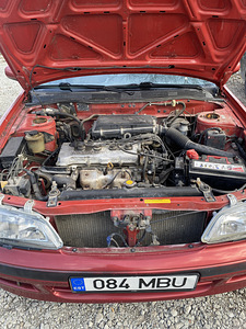 Nissan Primera (1 фото из 11)