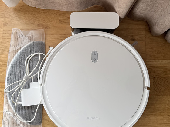 Xiaomi robottolmuimeja
