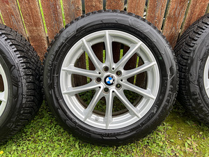 Naastrehvid 225/55 R17 Goodyear Ultra Grip Arctic 2 BMW G30 (3 foto / 10)