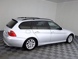 BMW 320 Touring ATM 2.0 110kW (3 фото из 7)