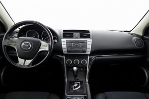 Mazda 6 Elegance ATM 2.0 108kW (5 фото из 7)