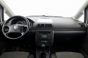 Volkswagen Sharan Special 2.0 TDI 103kW (5 foto / 9)