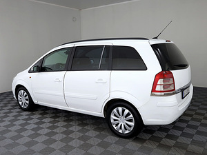 Opel Zafira Facelift 1.7 CDTi 81kW (4 фото из 8)
