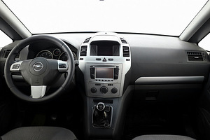 Opel Zafira Facelift 1.7 CDTi 81kW (5 фото из 8)