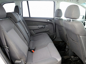Opel Zafira Facelift 1.7 CDTi 81kW (7 фото из 8)