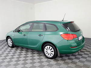 Opel Astra Elegance 1.4 103kW (4 фото из 7)