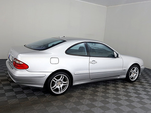 Mercedes-Benz CLK 320 Avantgarde LPG ATM 3.2 160kW (3 foto / 9)