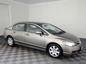 Honda Civic Elegance LPG ATM 1.8 103kW (1 foto / 9)
