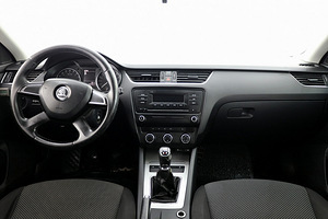 Skoda Octavia Comfortline 4x4 2.0 TDI 110kW (5 фото из 7)