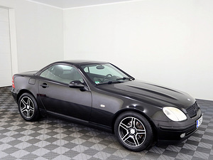 Mercedes-Benz SLK 200 Luxury ATM 2.0 100kW (5 фото из 8)