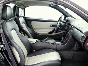 Mercedes-Benz SLK 200 Luxury ATM 2.0 100kW (8 фото из 8)