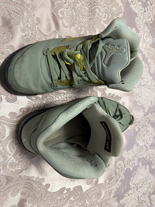 Air Jordan (1 фото из 1)
