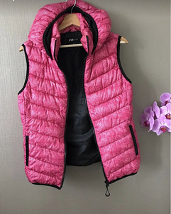 Roosa vest S (1 foto / 4)