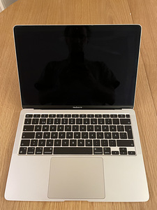 MacBook Air 13" M1 (2020) 8GB/256GB (1 foto / 7)