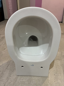 Продается унитаз Ideal (3 фото из 4)