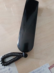 Uksetelefon (1 foto / 2)