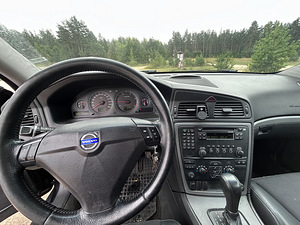 Volvo v70 2006 2.4 120kw (10 фото из 15)