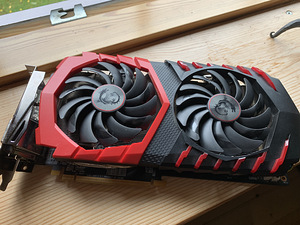 MSI Radeon RX 570 4G Gaming X (3 фото из 5)