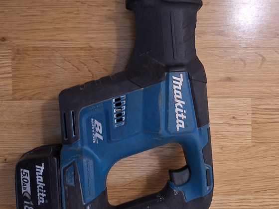 Makita DJR188