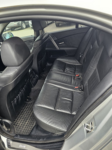 BMW E60 (5 фото из 6)