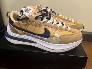 Nike x Sacai Vaporwaffle Seasame and BluevVoid (1 foto / 7)