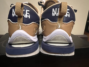 Nike x Sacai Vaporwaffle Seasame and BluevVoid (5 foto / 7)
