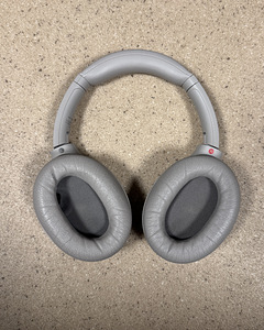 Sony WH-1000XM4 — mürasummutusega juhtmevabad kõrvaklapid (1 foto / 2)