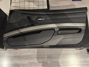 BMW E93 salongi komplekt (5 foto / 10)