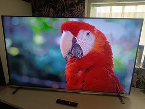 65" Toshiba Smart tv 4K UHD HDR (5 foto / 6)