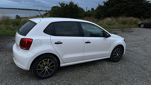 Volkswagen Polo 1.2 TDI (10 фото из 12)